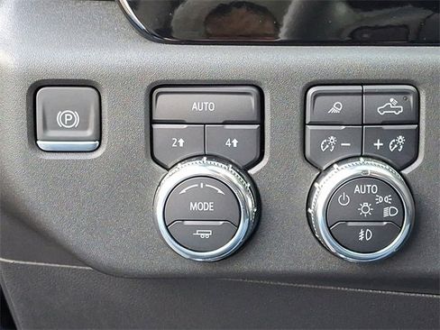 Used 2025 GMC Sierra 1500 SLT image 23