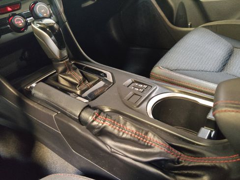 Used 2019 Subaru Impreza 2.0i Sport AWD/4WD image 26