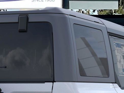 New 2025 Ford Bronco Outer Banks image 25