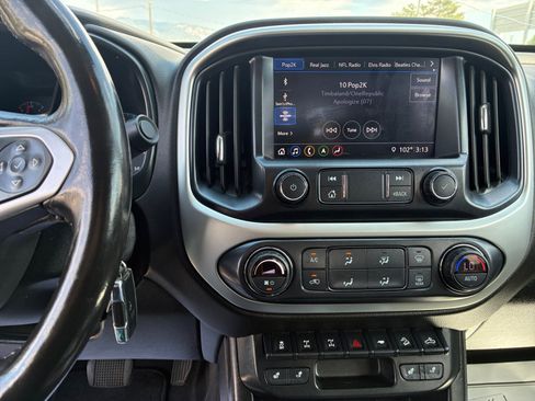 Used 2019 Chevrolet Colorado ZR2 AWD/4WD image 18