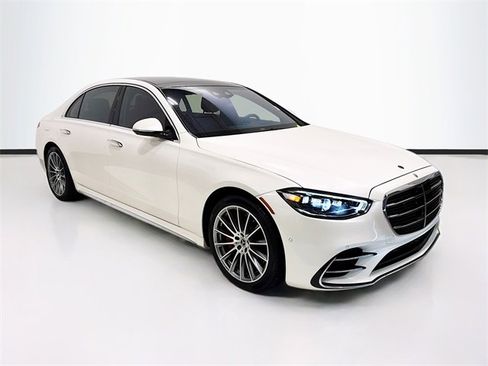 Certified 2022 Mercedes-Benz S 580 4MATIC Sedan image 3
