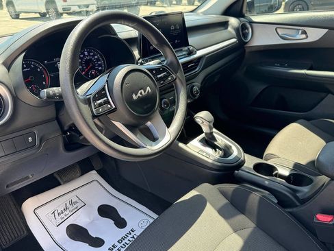 Used 2023 Kia Forte LXS FWD image 13