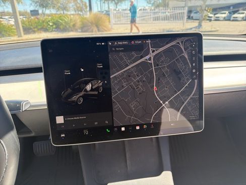 Used 2022 Tesla Model 3 Long Range image 21