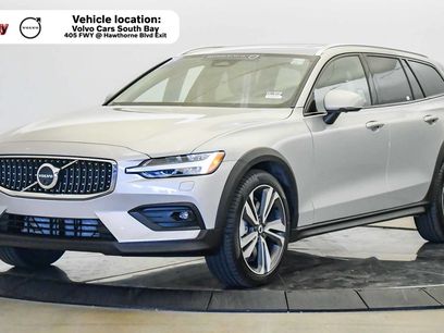Certified 2025 Volvo V60 B5 Cross Country Plus
