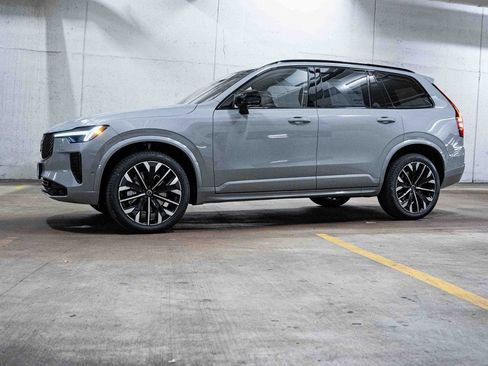New 2026 Volvo XC90 B6 Ultra AWD/4WD image 3