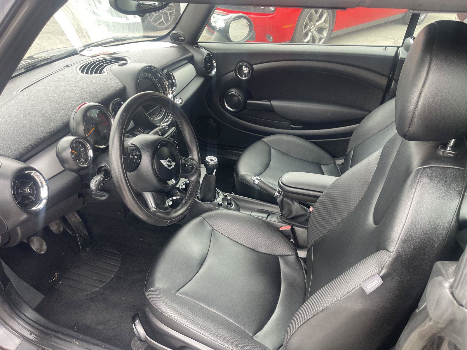 Used 2015 MINI Cooper Convertible FWD image 11