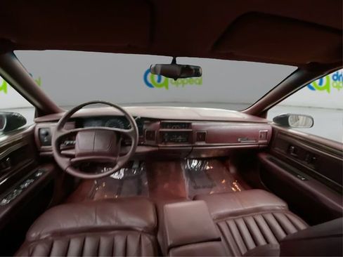 Used 1994 Buick Roadmaster Sedan RWD image 27
