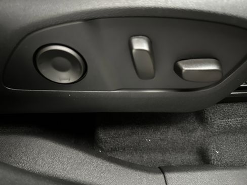 New 2026 Chevrolet Traverse RS image 29