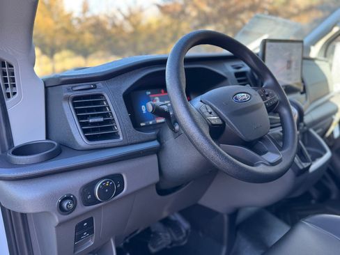 New 2026 Ford Transit 150 148 Medium Roof AWD image 16