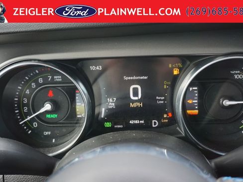 Used 2022 Jeep Wrangler Unlimited Rubicon 4xe w/ Cold Weather Group AWD/4WD image 29