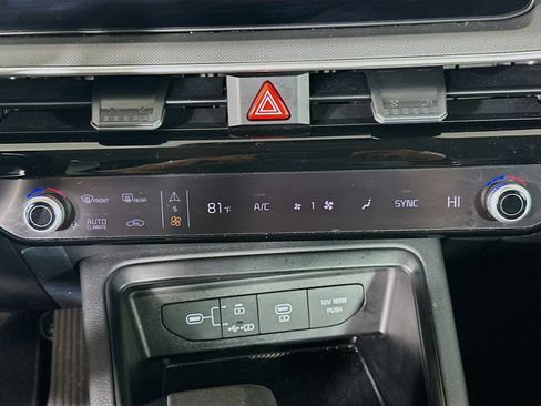 Used 2025 Kia K5 LXS image 23