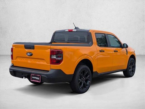 New 2026 Ford Maverick XLT w/ Equipment Group 301A AWD/4WD image 2