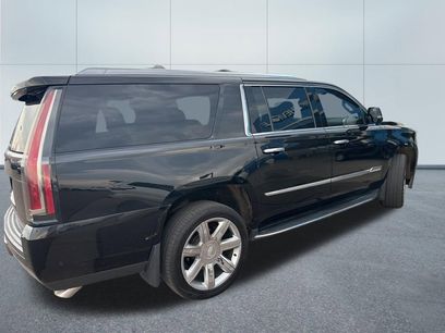 Used 2019 Cadillac Escalade ESV Luxury