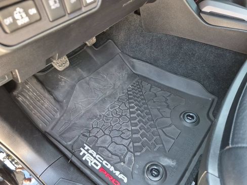 Used 2023 Toyota Tacoma TRD Pro AWD/4WD image 24
