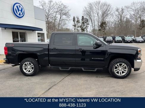 Used 2018 Chevrolet Silverado 1500 LT w/ All Star Edition image 4