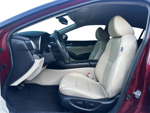 Used 2019 Nissan Maxima 3.5 SV w/ Floor Mat Group image 10