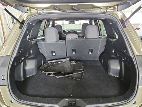 Used 2025 Subaru Forester Premium AWD/4WD image 13