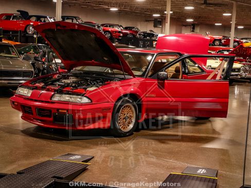 Used 1990 Pontiac Grand Prix SE FWD image 60
