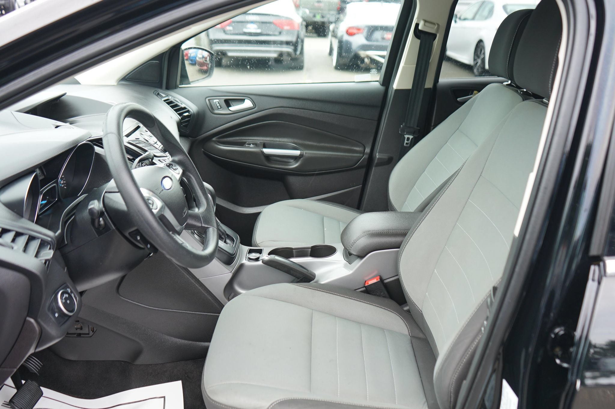 Used 2016 Ford Escape SE FWD image 10