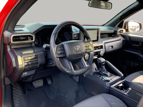 Used 2025 Toyota Tacoma SR AWD/4WD image 16