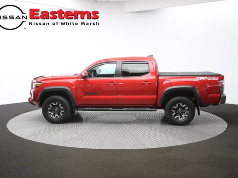 Used 2022 Toyota Tacoma TRD Off-Road w/ Black Out Package (TMS) image 58