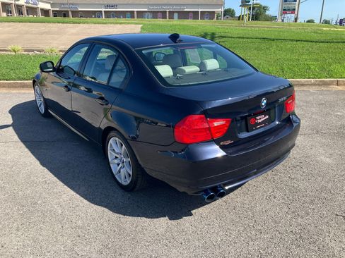Used 2010 BMW 328i Sedan RWD image 5