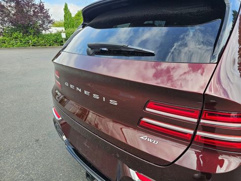 Used 2021 Genesis GV80 2.5T w/ Prestige Package 04 AWD/4WD image 16