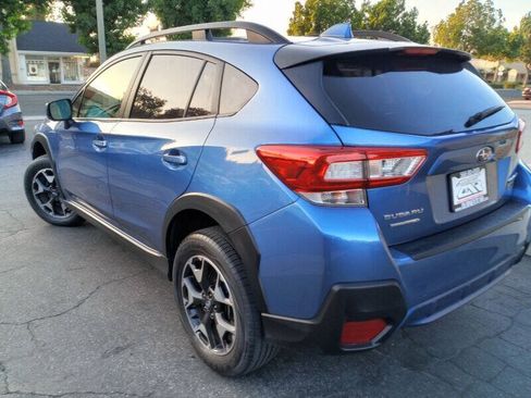 Used 2019 Subaru Crosstrek 2.0i Premium w/ Eyesight System AWD/4WD image 9