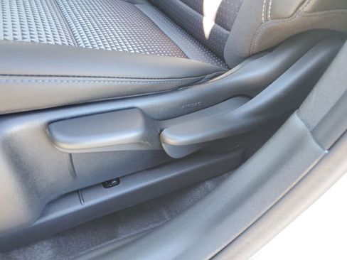 New 2026 Chevrolet Trax LT image 21