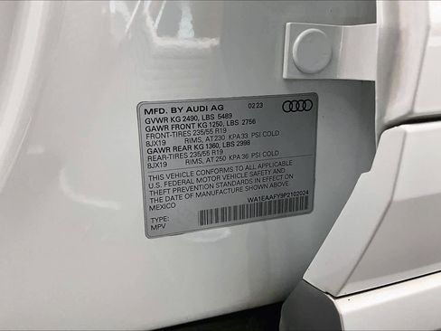 Used 2023 Audi Q5 2.0T Premium Plus w/ Premium Plus Package AWD/4WD image 34