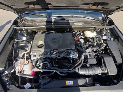 Used 2025 Toyota Camry LE image 31