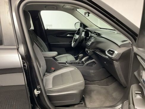 Certified 2022 Chevrolet TrailBlazer LT w/ Confidence II Package image 26