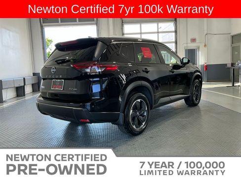 Used 2024 Nissan Rogue SV w/ SV Premium Package AWD/4WD image 25