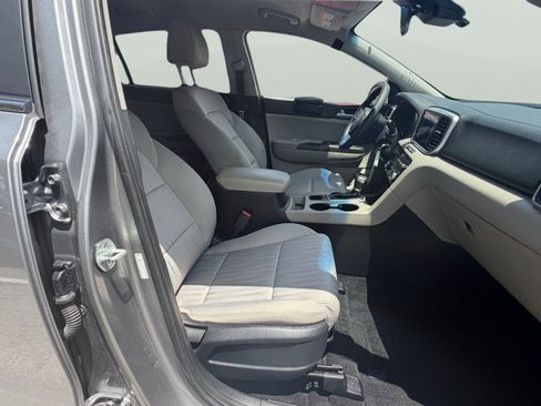Certified 2021 Kia Sportage LX FWD image 17