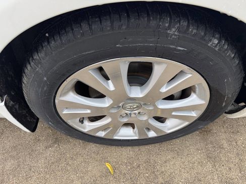 Used 2008 Toyota Avalon XLS image 26