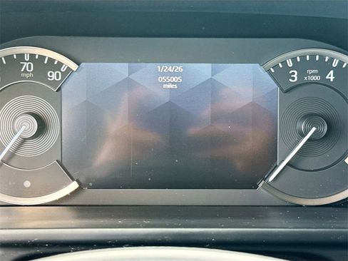 Used 2022 Land Rover Defender 90 image 13