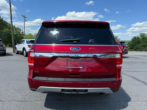 Used 2018 Ford Expedition XLT AWD/4WD image 5