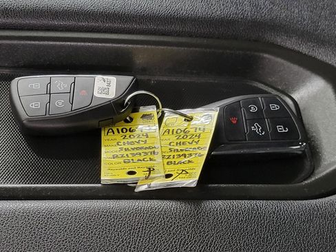 Certified 2024 Chevrolet Silverado 1500 LT image 26
