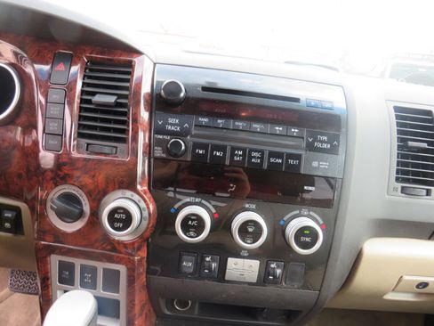 Used 2008 Toyota Sequoia Limited image 15