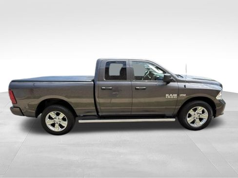 Used 2018 RAM 1500 Express w/ Express Value Package AWD/4WD image 4