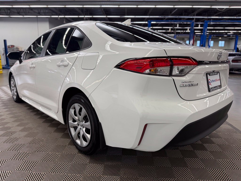 Used 2026 Toyota Corolla LE FWD image 5