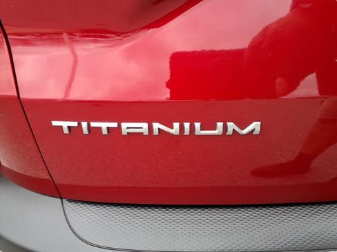 Used 2022 Ford Escape Titanium w/ Titanium Elite Package image 7