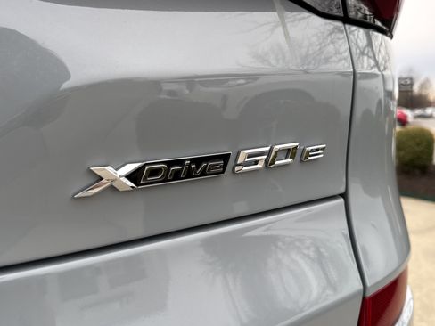New 2026 BMW X5 xDrive50e w/ Executive Package image 7