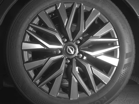 Used 2025 Nissan Altima 2.5 SV image 14