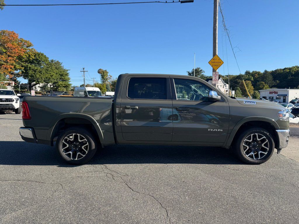 Used 2026 RAM 1500 Laramie AWD/4WD image 5