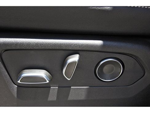 New 2026 Cadillac Escalade 2WD image 23