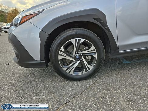 Used 2025 Subaru Crosstrek 2.0i Premium AWD/4WD image 4