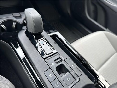 Used 2025 Toyota Prius LE image 23