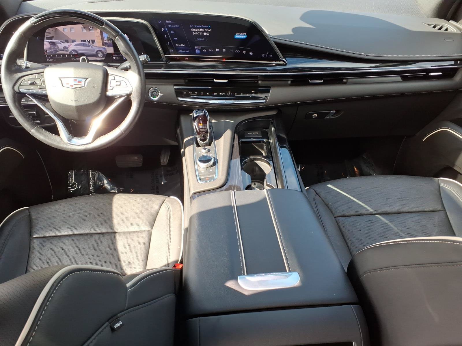 Certified 2023 Cadillac Escalade Sport w/ LPO, ONYX Package AWD/4WD image 20