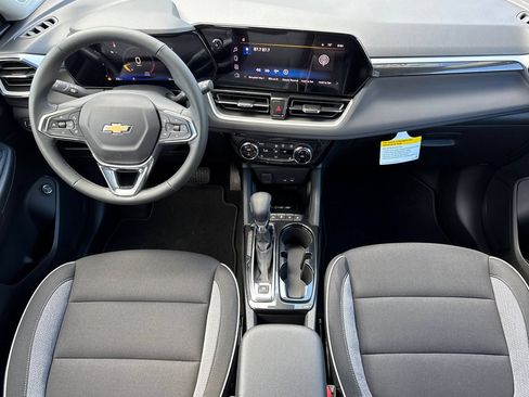New 2026 Chevrolet TrailBlazer LT w/ Convenience Package FWD image 12